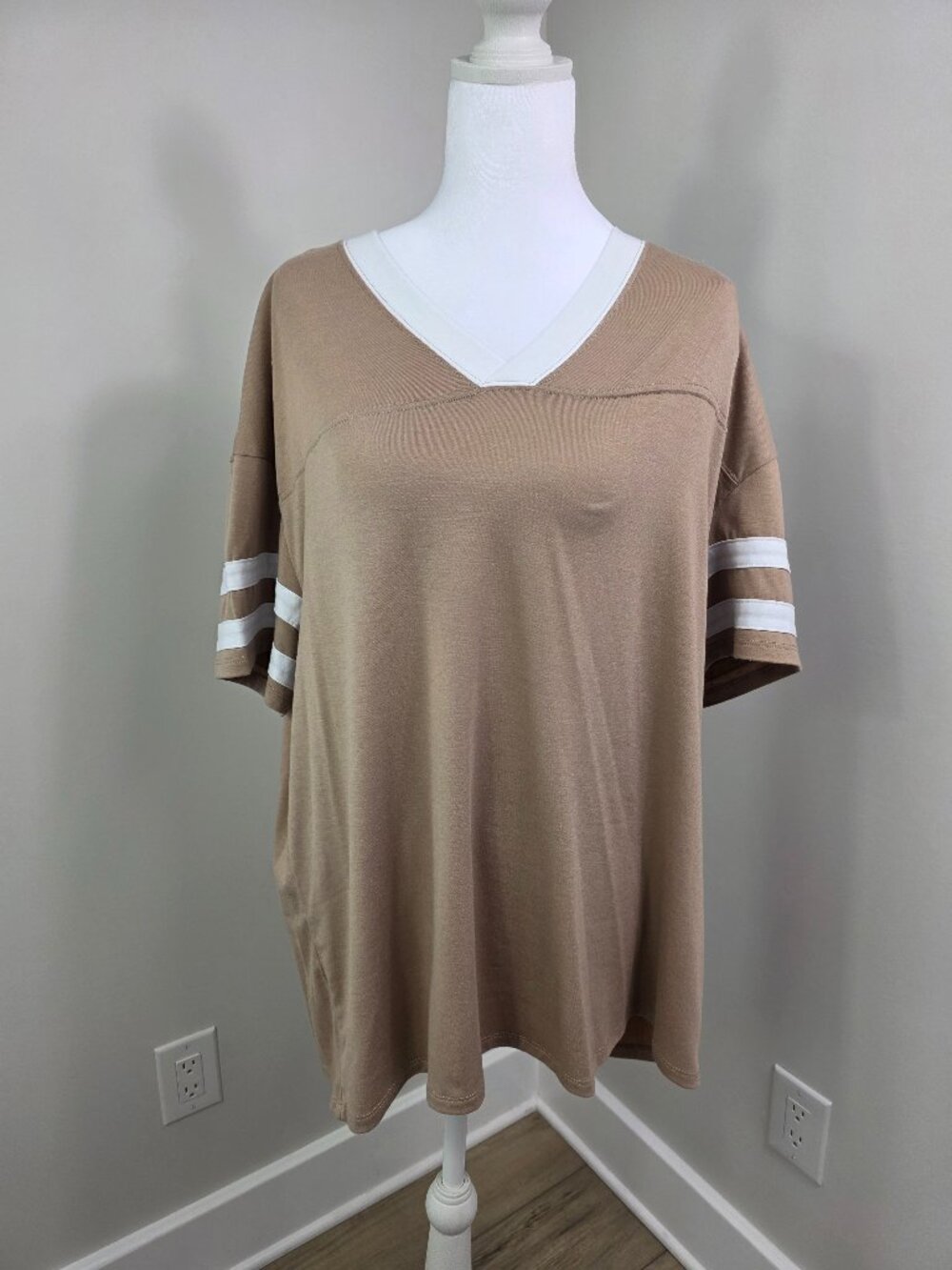 TrendyQueen Womens Basic Short Sleeve Loose Fit T-Shirt Y2K Cute Gym Fashion L